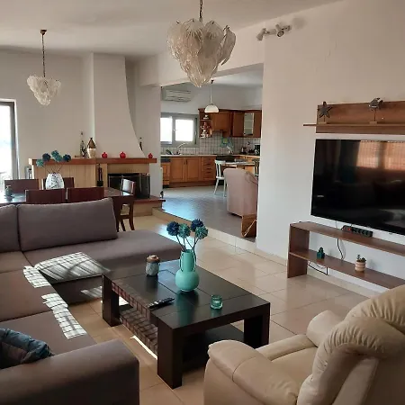Passatempo Casa - 3 Bedroom Close To The Swimming Pool Apartament Gerani (Chania)